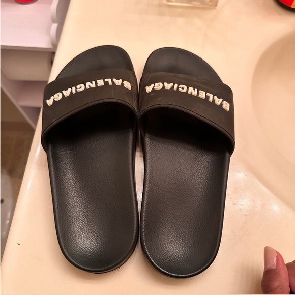 Balenciaga pool slides - Picture 3 of 4